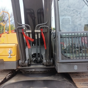 VOLVO 20ton 200 200D 210 240 EXCAVATRICE Machines de terrassement d'occasion pelle sur chenilles 95% nouveau - Product Image 5