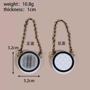 Toptan gül siyah beyaz tasarımcı marka Logo çanta lüks önemsiz telefon kılıfı Charms dekorasyon aksesuarları Diy el sanatları - Product Image 4