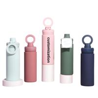 Bouteille isotherme en acier inoxydable de 18 oz avec bouchon à vis, poignée à anneau magnétique et finition thermolaquée pour la randonnée et les activités de plein air