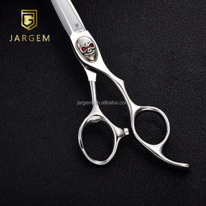 Ciseaux de coiffure à lame de forme élégante, logo personnalisé, design tête de mort, outils de barbier et de salon - Product Image 3