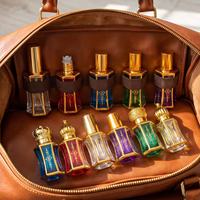 Flacon de parfum miniature 6 ml en verre, doré, avec filigrane, applicateur à bille, vaporisateur rechargeable, échantillon d'huile de parfum, luxe arabe