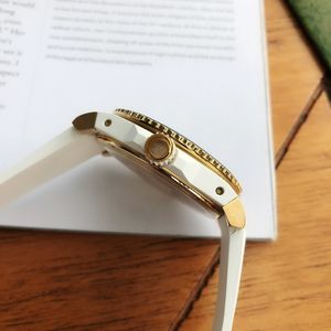 Relojes de marca de lujo para hombre originales de cuarzo suizo reloj de diseño resistente al agua luminoso de alta calidad al por mayor - Product Image 3