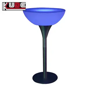 La table de cocktail extérieure imperméable de LED a mené la lampe de table légère pour la partie