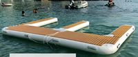 Dock pour jet ski en forme de E, double rampe de ponton personnalisée, quai gonflable marin pour les plages côtières, les marinas et les sports nautiques