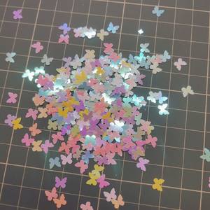 إكسسوارات قطع ترتر من كلوريد البولي فينيل على شكل فراشة من كلوريد البولي فينيل للحرف اليدوية براقة لتزيين الأظافر وإكسسوارات حلويات ذاتية الصنع - Product Image 1