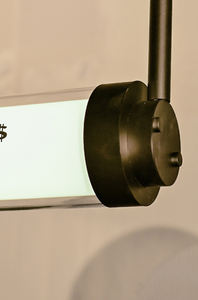 La caja de luz de tubo redondo acrílico transparente está equipada con una cartelera iluminada cilíndrica LED de alto brillo en <span class=keywords><strong>el</strong></span> interior - Product Image 4