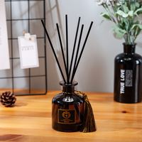 Diffuseur à bâtonnets en verre ambré de 50 ml pour huiles essentielles, parfum d'ambiance de luxe longue durée pour la maison, vente en gros