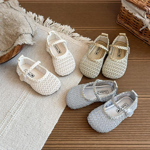 Sandales plates en maille tressée coréenne pour filles, collection Printemps-Été 2026, style résille ajourée - Product Image 4