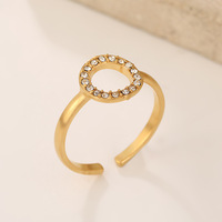 Bague Cœur en Acier Inoxydable, Bague Ronde Haut de Gamme, Tendance pour la Saint-Valentin, Luxe Léger, Zircon, Design Ouvert