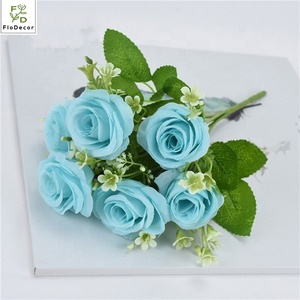 <span class=keywords><strong>Bouquet</strong></span> <span class=keywords><strong>de</strong></span> roses en soie artificielle à 6 têtes Offre Spéciale en <span class=keywords><strong>blanc</strong></span> rose <span class=keywords><strong>bleu</strong></span> pour mariage Noël Graduation Halloween Bouquets <span class=keywords><strong>de</strong></span> <span class=keywords><strong>mariée</strong></span> - Product Image 4