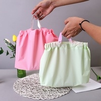 Sac de shopping en plastique mat LDPE à cordon coulissant, personnalisé avec logo, de haute qualité, jetable, promotionnel, en vogue, pour vêtements, chaussettes et chaussures