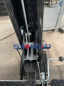 Elevador hidráulico eléctrico de cuatro postes para coche, elevador de servicio con Gato deslizante para alineación de ruedas en taller - Product Image 3