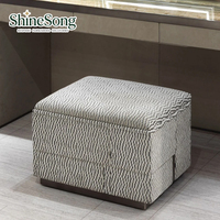 Tabouret de coiffeuse design moderne avec structure en alliage d'aluminium, chaise minimaliste pour maquillage et dressing, idéal pour la chambre.