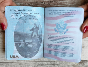 Libro di raccolta di passaporti per giochi casuali per progetti scolastici per bambini. La festa dei <span class=keywords><strong>viaggi</strong></span> in tutto il mondo favorisce il libro del passaporto blu - Product Image 1