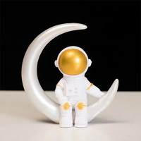 Artisanat en résine, ornements d'astronaute, ameublement créatif pour la maison, une variété de couleurs et de Styles peuvent être achetés en combinaison