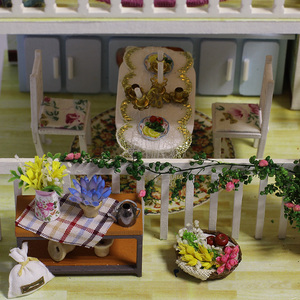 Know Me Factory DIY Miniature Doll House 1:24 Artisanat en bois Comprend un ensemble de meubles pour les enfants - Product Image 3