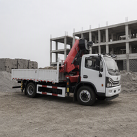 Grue de camionnette robuste 3T 5T 6T 4x2 à flèche télescopique droite pour la construction urbaine et rurale en Afrique