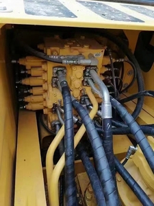 Used Komatsu PC220-8/PC220-7 Excavator 22 Ton Crawler Gearbox Pump Bearing <b>Engine</b> Components 2024 <b>Model</b> Japan Origin 125 kW - Product Image 3