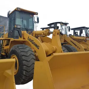 Engins de terrassement d'occasion marque 5 tonnes LIUGONG 856H chargeuse sur pneus Garantie d'un an Maintenance à vie opération de contrôle pilote