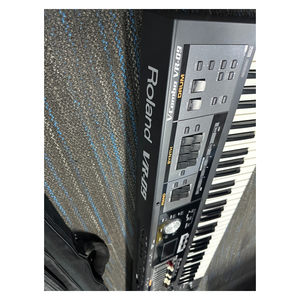 Clavier de scène VR-09 à 73 touches avec action cascade, moteur V-Combo, 3 générateurs de sons (orgue/<span class=keywords><strong>piano</strong></span>/synthétiseur), occasion/d'occasion - Product Image 3