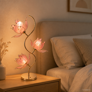 Lampe de table Lotus à 3 têtes, support en fer doré en forme de S, abat-jour en verre rose en forme de pétales, lampe de bureau décorative à douille E26 pour chambre à coucher et salon - Product Image 5