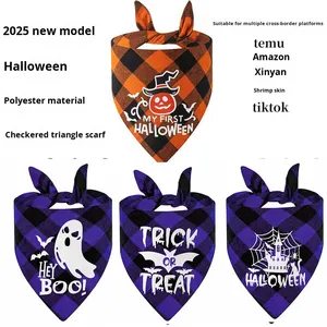 Großhandel Winter Druck muster <span class=keywords><strong>Halloween</strong></span> Haustier Lätzchen New Polyester Katze Hund Dreieck Schal Hals Hals Party Haustier Bekleidung Zubehör - Product Image 2