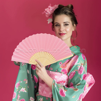 Éventail pliable pour femme, style chinois et japonais, vintage, en bambou, avec doublure en tissu peint, pour la danse, les festivals de musique, les mariages et les églises