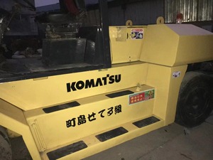Montacargas Usado de Japón de 16 Toneladas a Bajo Precio, Montacargas Komatsu FD160 de 16 Toneladas Diésel Usado, Montacargas TCM de 16 Toneladas - Product Image 5