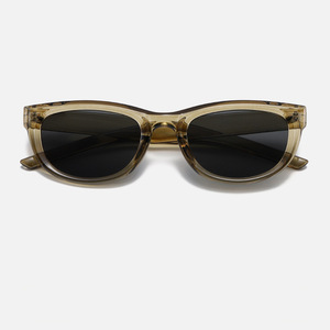 Occhiali da Sole Verdi Cat-Eye da Donna di Alta Gamma Stile Euro-Americano, Cool e Audace, Protezione UV400, Montatura Completa, Non Polarizzati, Classe 2 - Product Image 3