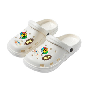 OEM PVC pour <span class=keywords><strong>Smiley</strong></span> fleur ensembles nuage pain décorations fleur sabot breloques sac de plage et chaussures accessoires - Product Image 1