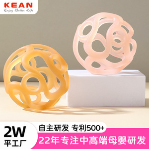 ลูกบอลกัดฟันสำหรับเด็ก ทำจากซิลิโคนเกรดอาหาร ของเล่นกัดแบบถือได้ สำหรับเด็กอายุ 6 เดือนขึ้นไป ใช้ได้ทั้งเด็กชายและเด็กหญิง - Product Image 3