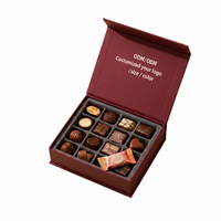 Boîte à confiseries magnétique rouge cramoisie de qualité supérieure avec compartiments pour truffes artisanales de luxe et cadeaux de fêtes