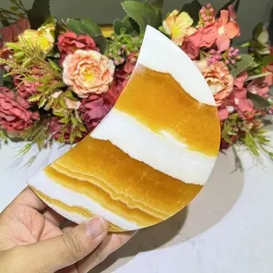 New Arrival Yellow Calcite Moon Crystal Quartz Moon Shape Carving For Decoration