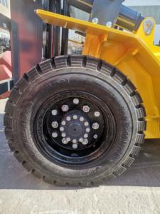 YangFT Factory CPCD20 LPG & Gasoline <span class=keywords><strong>Forklift</strong></span> 2 <span class=keywords><strong>Ton</strong></span> LPG Dual Fuel <span class=keywords><strong>Forklift</strong></span> Truck con accesorios para la venta - Product Image 4