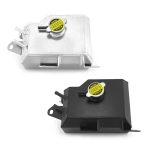 Réservoir <span class=keywords><strong>de</strong></span> radiateur en aluminium LAVITIN pour Mazda MX5 Miata Mk3 NC avec bouchon, réservoir d'expansion <span class=keywords><strong>de</strong></span> <span class=keywords><strong>liquide</strong></span> <span class=keywords><strong>de</strong></span> <span class=keywords><strong>refroidissement</strong></span> <span class=keywords><strong>du</strong></span> moteur 06-15 LFG115350C - Product Image 1