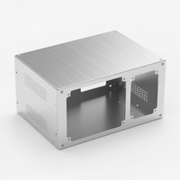 Armoires réseau, coffrets, racks de serveurs, boîtiers d'équipements réseau, boîtes de commande électriques pour systèmes énergétiques - Métal/Plastique
