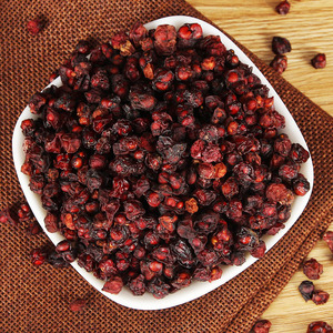Alta qualidade China ervas secas <span class=keywords><strong>schisandra</strong></span> bagas inteiras <span class=keywords><strong>schisandra</strong></span> <span class=keywords><strong>chinensis</strong></span> sementes wu wei zi schisandrae fructus berry fruta - Product Image 3