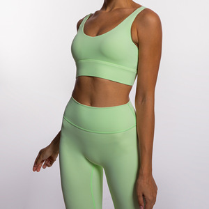 ชุดออกกำลังกายเอวสูงยืดหยุ่นของผู้หญิงชุดโยคะสองชิ้นแบบระบายอากาศได้และน้ำหนักเบาสำหรับฤดูร้อน - Product Image 4