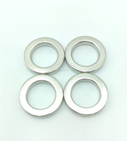 Magnet Neodymium Cincin Permanen Yong King Strong N52 Industri, Lubang, Material Magnetik Berpotensi Tinggi, Pengelasan, Pembengkokan, Pemotongan