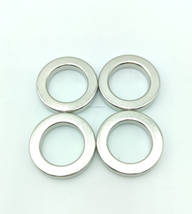Aimant annulaire permanent en néodyme N52 Yong King industriel, à trous, matériaux magnétiques haute performance pour soudage, pliage et découpe - Product Image 4