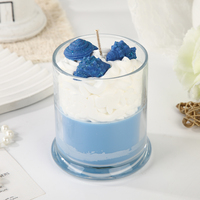 Bougie gâteau fantaisie faite à la main avec glaçage et pépites réalistes, bougie en cire de soja à combustion longue durée pour la décoration de chambre d'enfant