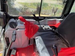 Miniexcavadora de segunda mano de 3 toneladas con certificación CE, componentes de motor Eaton, 2 años de garantía, buen estado. - Product Image 6