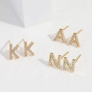 थोक कोरियाई फैशन महिलाओं के लिए DIY 26 पत्र हीरा जेड घन Zirconia 18K सोना मढ़वाया लक्जरी महिलाओं के संवर्धन गहने