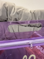 Personnalisé avec logo Pochette de beauté en PVC violet imperméable à l'eau cosmétique maquillage sac à fermeture éclair en plastique pour cadeau et sac d'emballage