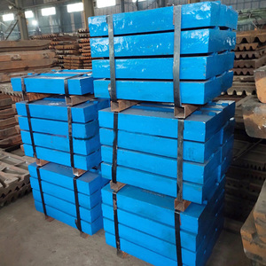 Piezas de alto contenido de cromo resistentes al desgaste para la barra de impacto de la trituradora CI1213 en la planta de cantería - Product Image 5