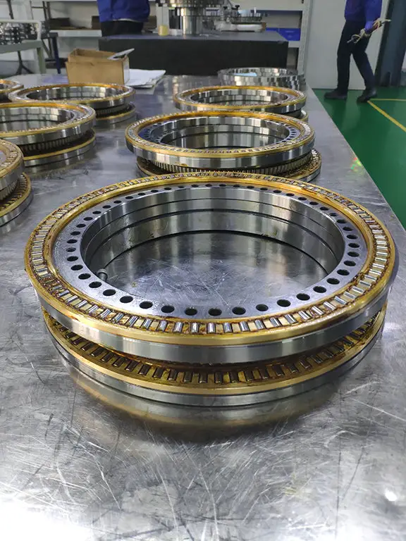HONB High precision slewing ring bearing YRT1030 for 5 axis CNC Rotary tables