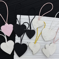 Pendentif en forme de cœur en feutre 3D fait à la main, avec strass en PVC, breloque à coudre, patchs pour vêtements avec paillettes