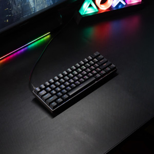 Teclado Mecánico para Juegos con Cable USB, Nuevo Teclado Mecánico para Juegos RGB LED Ultrafino de 60 Por Ciento con 61 Teclas Intercambiables en Caliente - Product Image 3