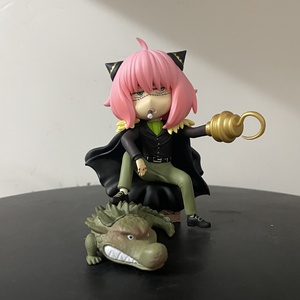 Figura Decorativa de Coche de Moda con Diseño de Animales de la Familia Crocodilo Tiburón de <span class=keywords><strong>Anya</strong></span> Cos GK Anime - Product Image 1