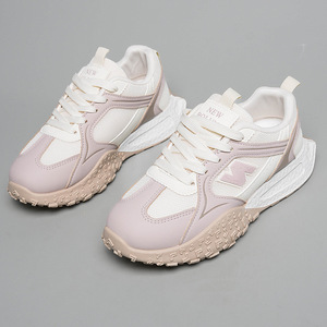 ZX0915 รองเท้าวิ่งแฟชั่นสไตล์เกาหลีสำหรับผู้หญิงรุ่นใหม่ประจำฤดูร้อน น้ำหนักเบา ระบายอากาศได้ดี ดีไซน์แบบฟอร์เรสท์ กัมพ์ เหมาะสำหรับนักเรียน รองเท้าลำลอง - Product Image 2